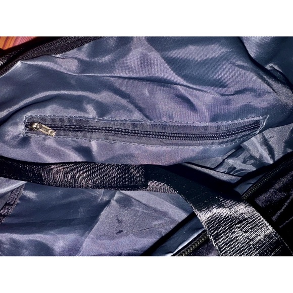 🏋️‍♀️HALARA🏋️‍♀️ 3~POCKET UNISEX DETACHABLE STRAP CROSSBODY GYM DUFFEL BAG - Picture 11 of 13